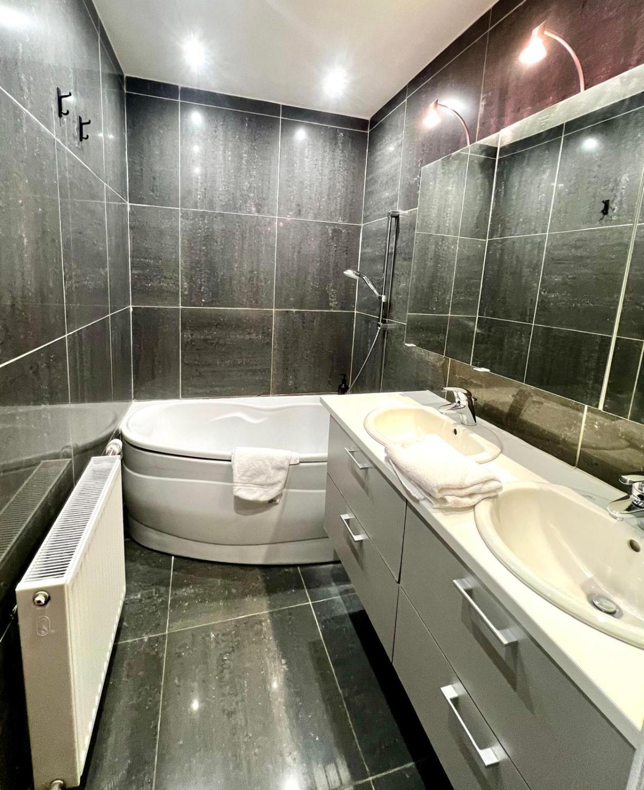 Daynight Sauveniere Apartment Лиеж Екстериор снимка